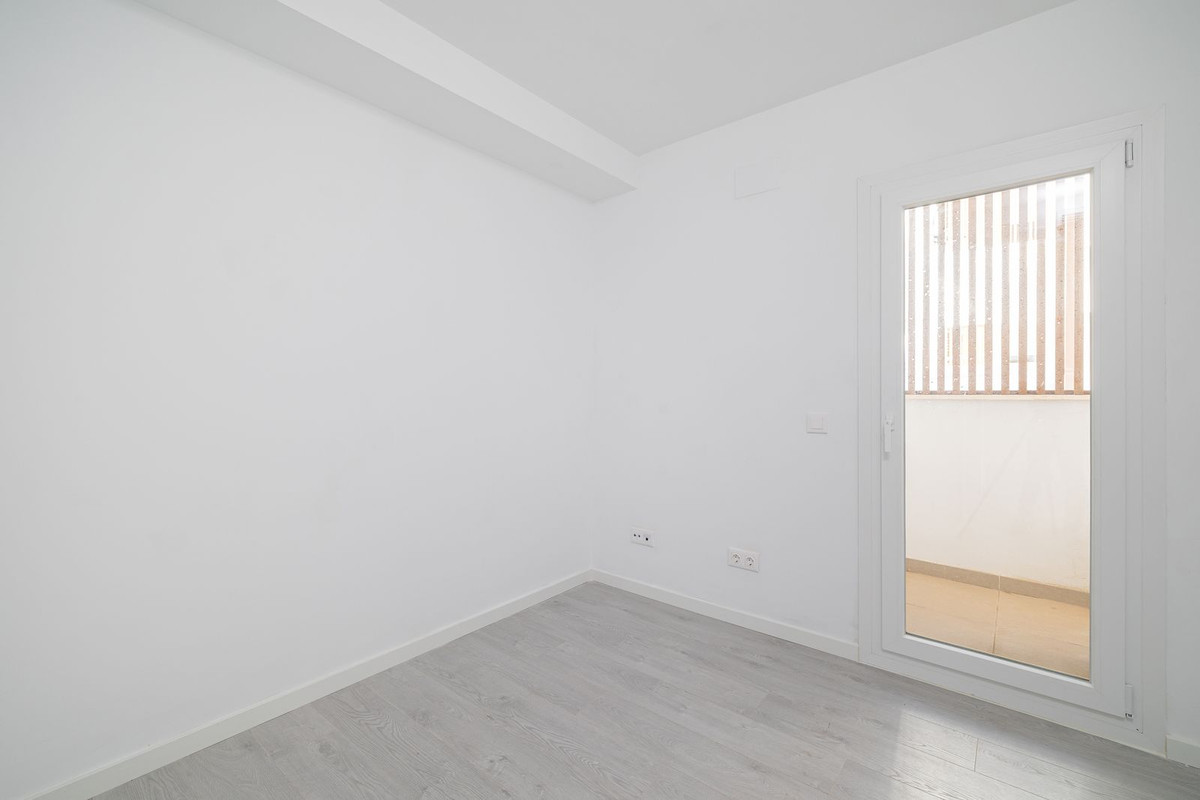 3 Bed Apartment for sale in Torreblanca Costa Del Sol, Málaga, Spain