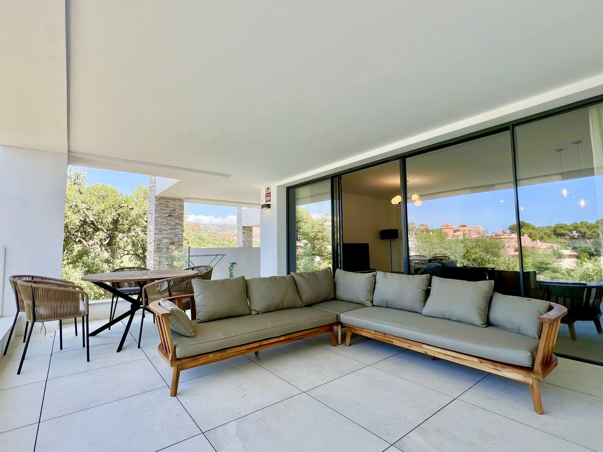 3 Bed Apartment for sale in Cabopino Costa Del Sol, Málaga, Spain