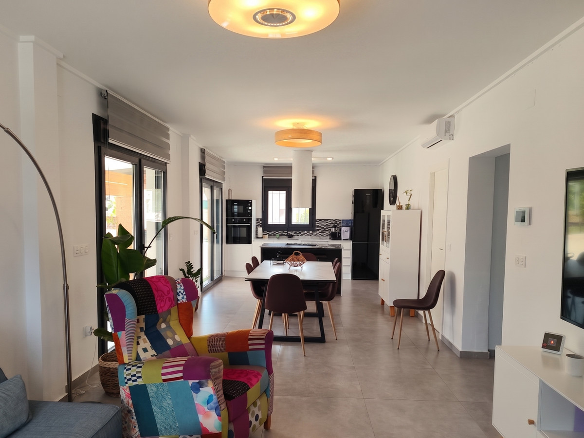 6 Bed Townhouse for sale in Los Montesinos Costa Blanca, Alicante, Spain