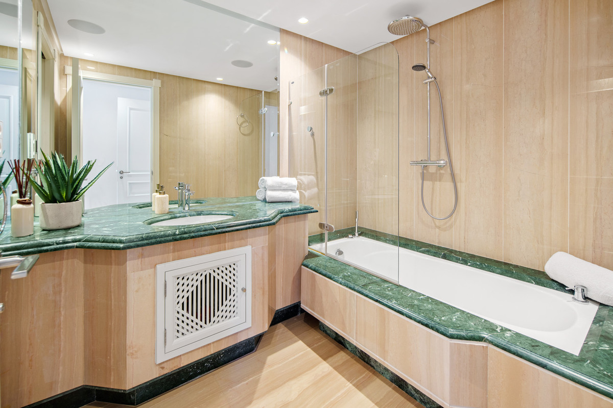 Se vende Ático Dúplex de 3 dormitorios en Costa Del Sol, Málaga, España