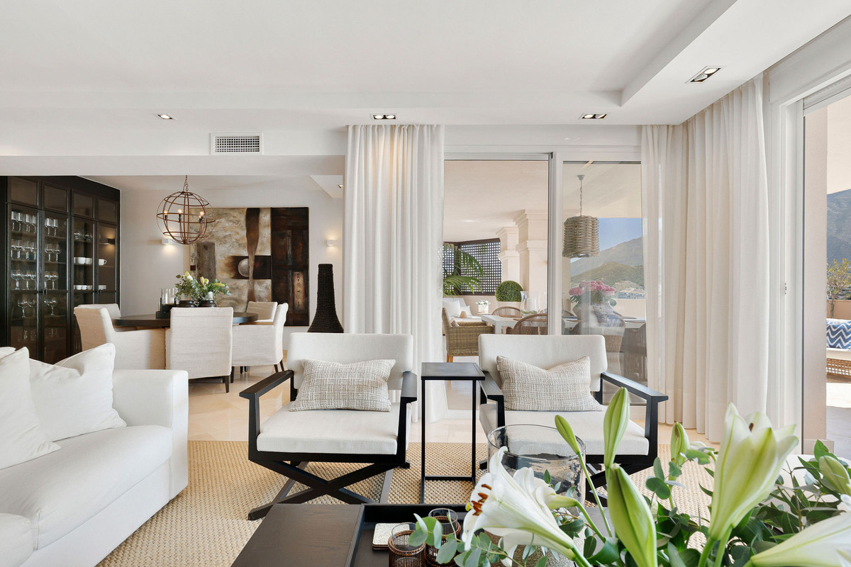 3 Bed Apartment for sale in Nueva Andalucía Costa Del Sol, Málaga, Spain