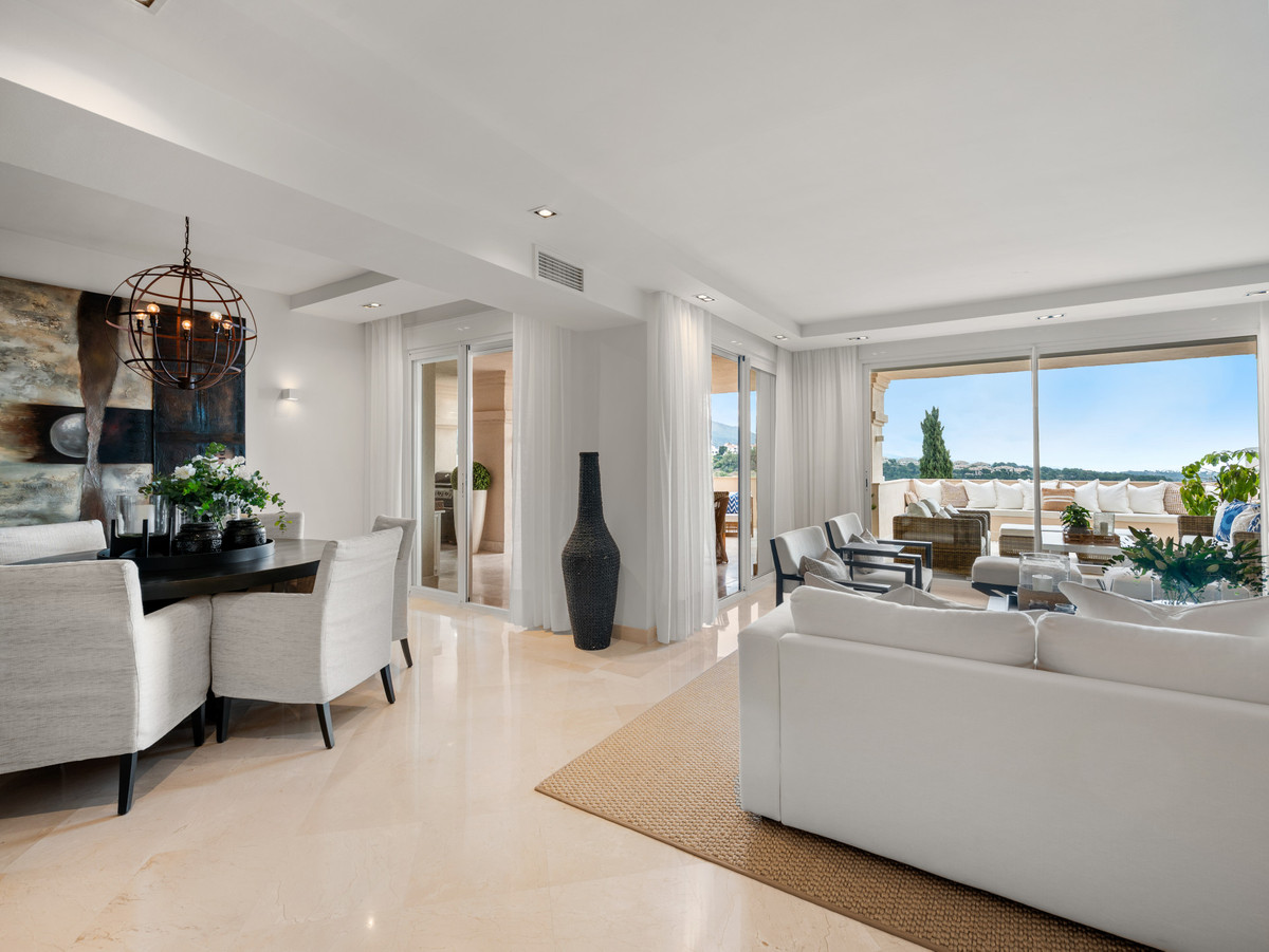3 Bed Apartment for sale in Nueva Andalucía Costa Del Sol, Málaga, Spain