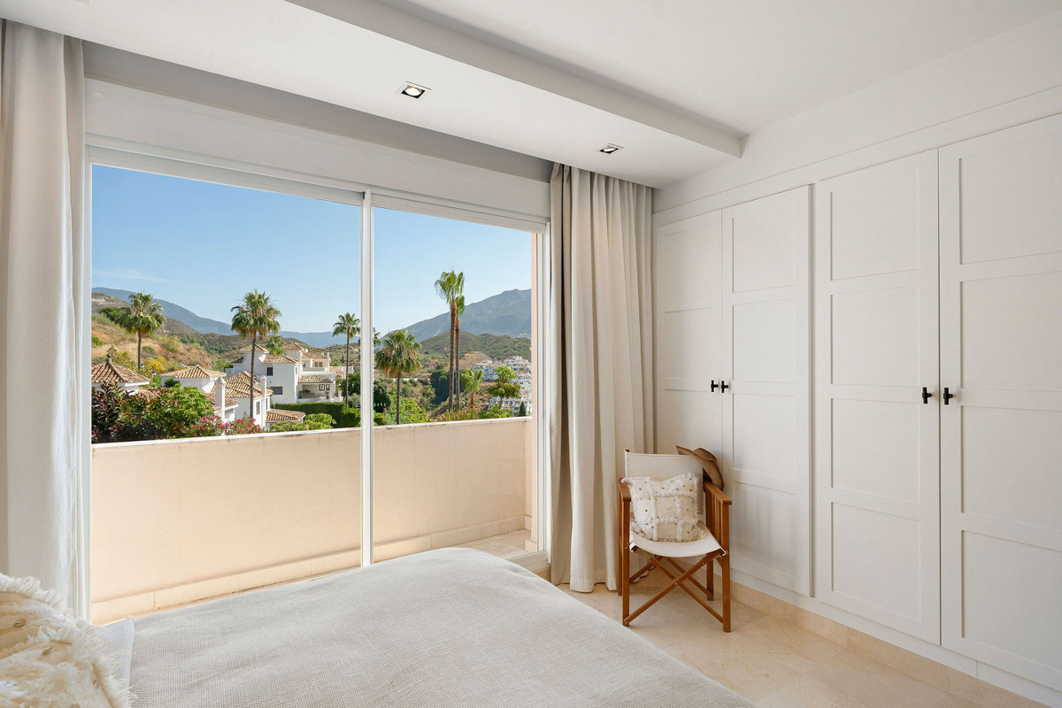 3 Bed Apartment for sale in Nueva Andalucía Costa Del Sol, Málaga, Spain