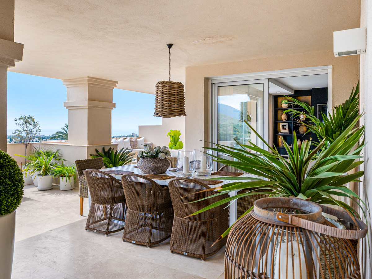 3 Bed Apartment for sale in Nueva Andalucía Costa Del Sol, Málaga, Spain
