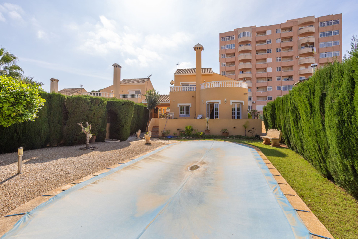 Se vende Villa - Chalet de 3 dormitorios en Costa Calida, Murcia, España