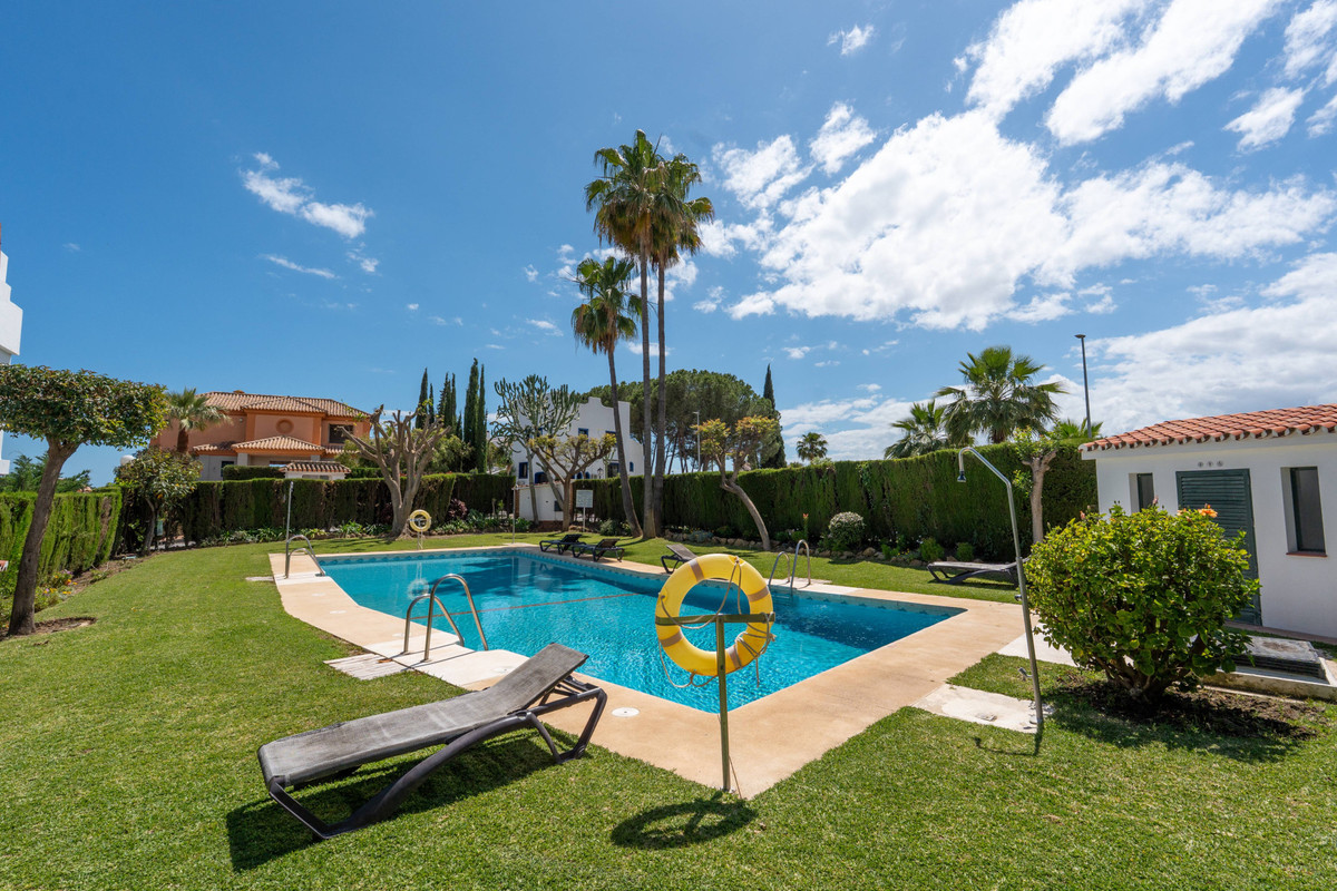 3 Bed Townhouse for sale in Nueva Andalucía Costa Del Sol, Málaga, Spain