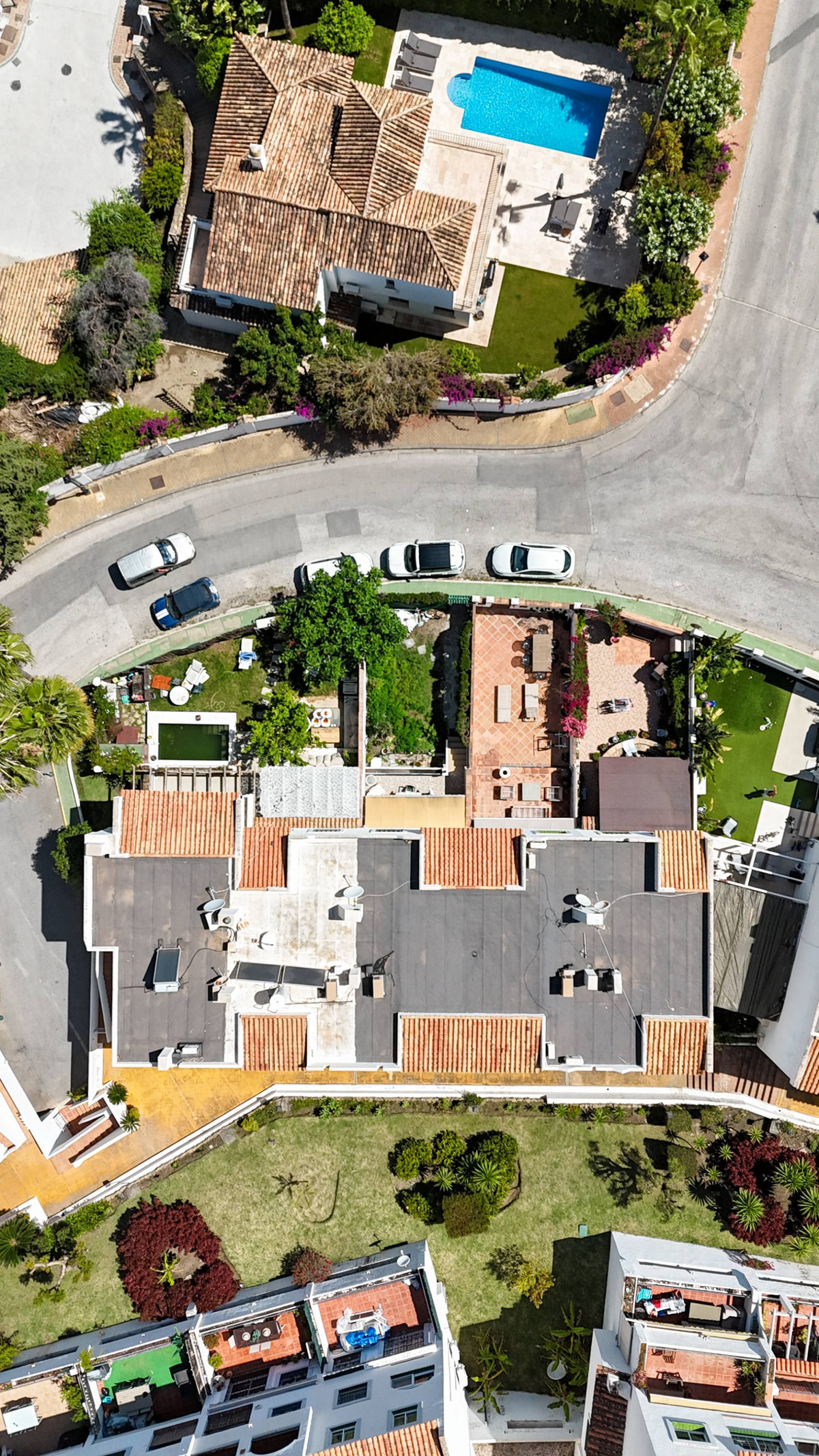 3 Bed Townhouse for sale in Nueva Andalucía Costa Del Sol, Málaga, Spain