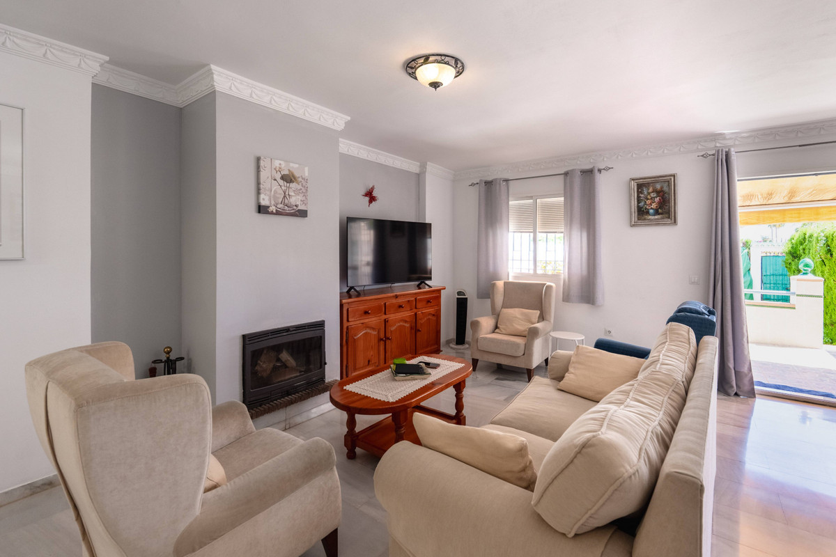 3 Bed Townhouse for sale in Nueva Andalucía Costa Del Sol, Málaga, Spain