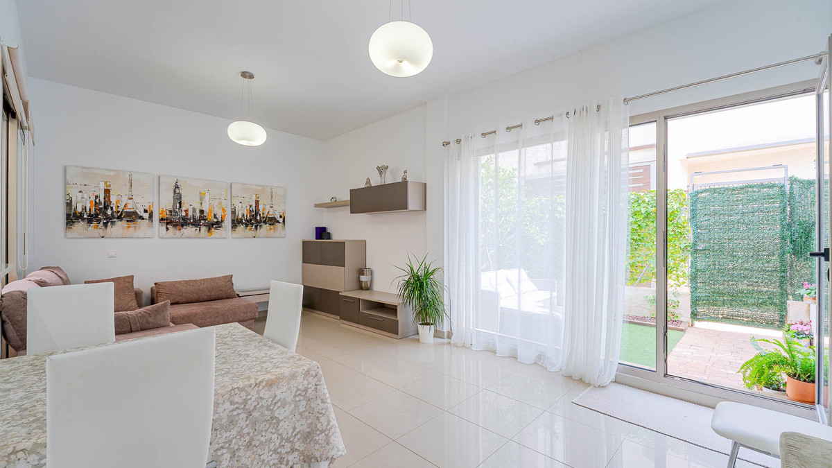 Se vende Adosada de 3 dormitorios en Costa Blanca, Alicante, España