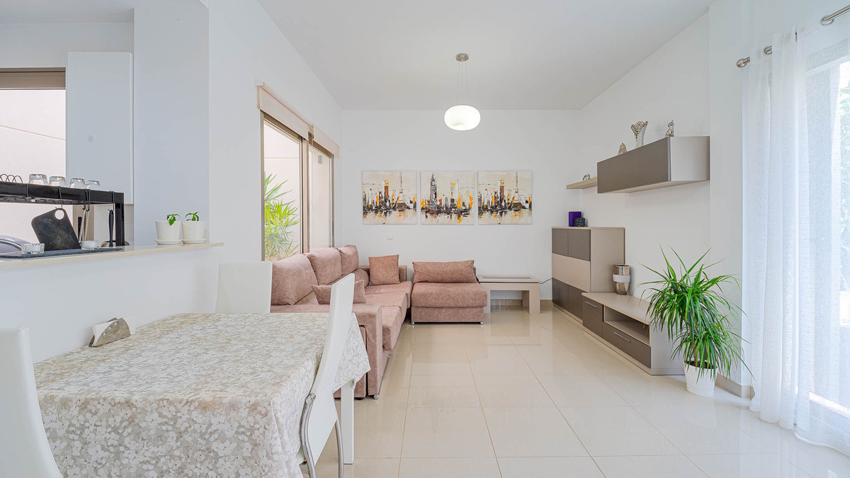 Se vende Adosada de 3 dormitorios en Costa Blanca, Alicante, España