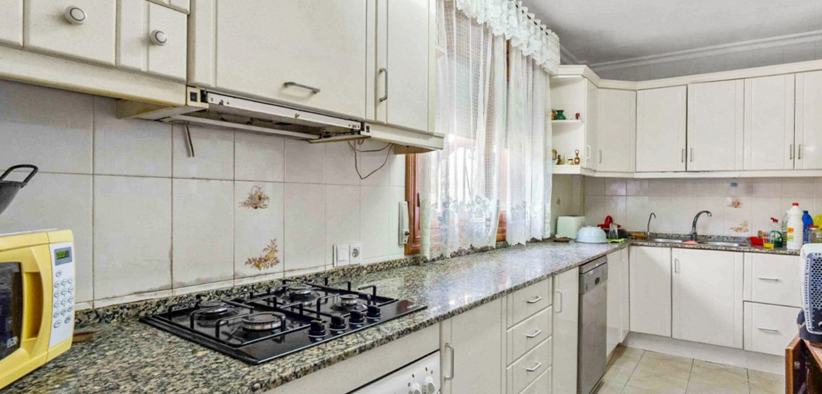 Se vende Villa - Chalet de 8 dormitorios en Costa Blanca, Alicante, España