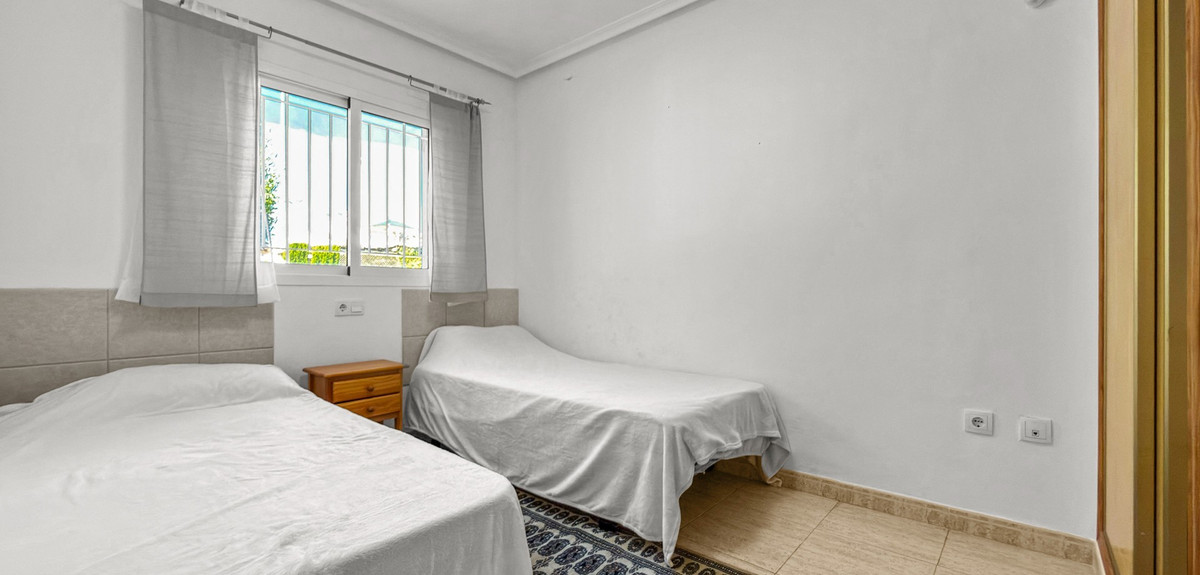 Se vende Apartamento Planta Baja de 3 dormitorios en Costa Blanca, Alicante, España