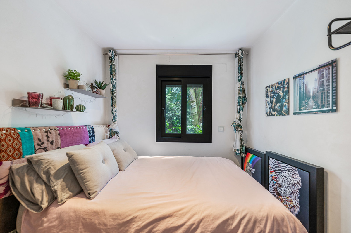 3 Bed Apartment for sale in Puerto Banús Costa Del Sol, Málaga, Spain