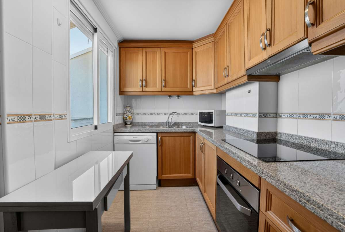 Se vende Ático de 3 dormitorios en Costa Blanca, Alicante, España