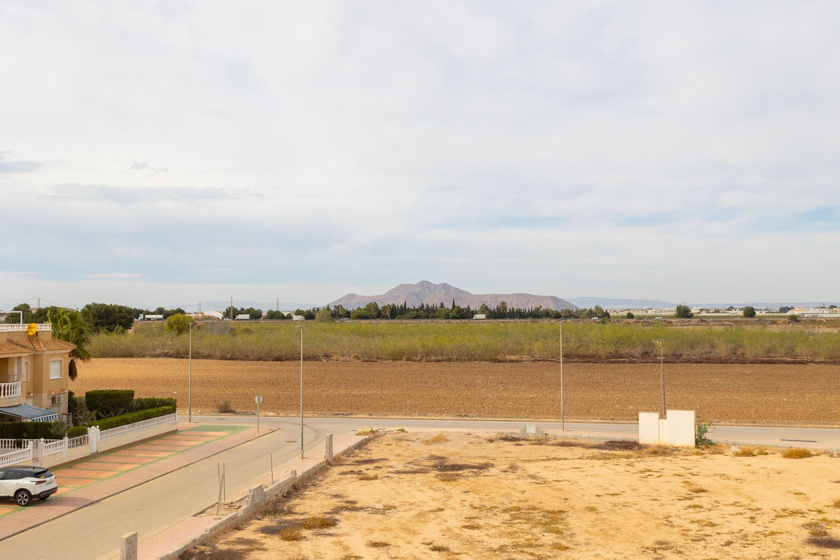 Se vende Villa - Chalet de 4 dormitorios en Costa Calida, Murcia, España