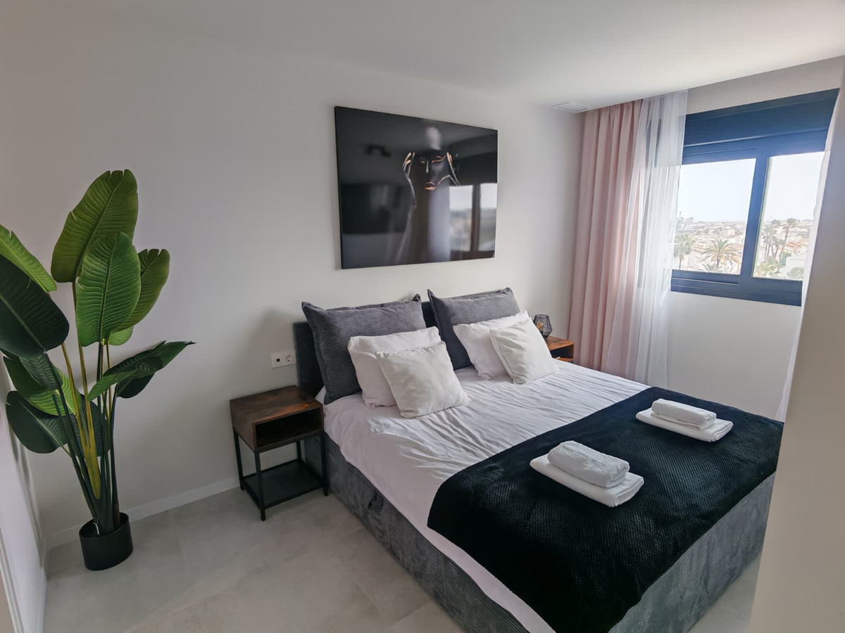Se vende Apartamento Planta Media de 3 dormitorios en Costa Blanca, Alicante, España