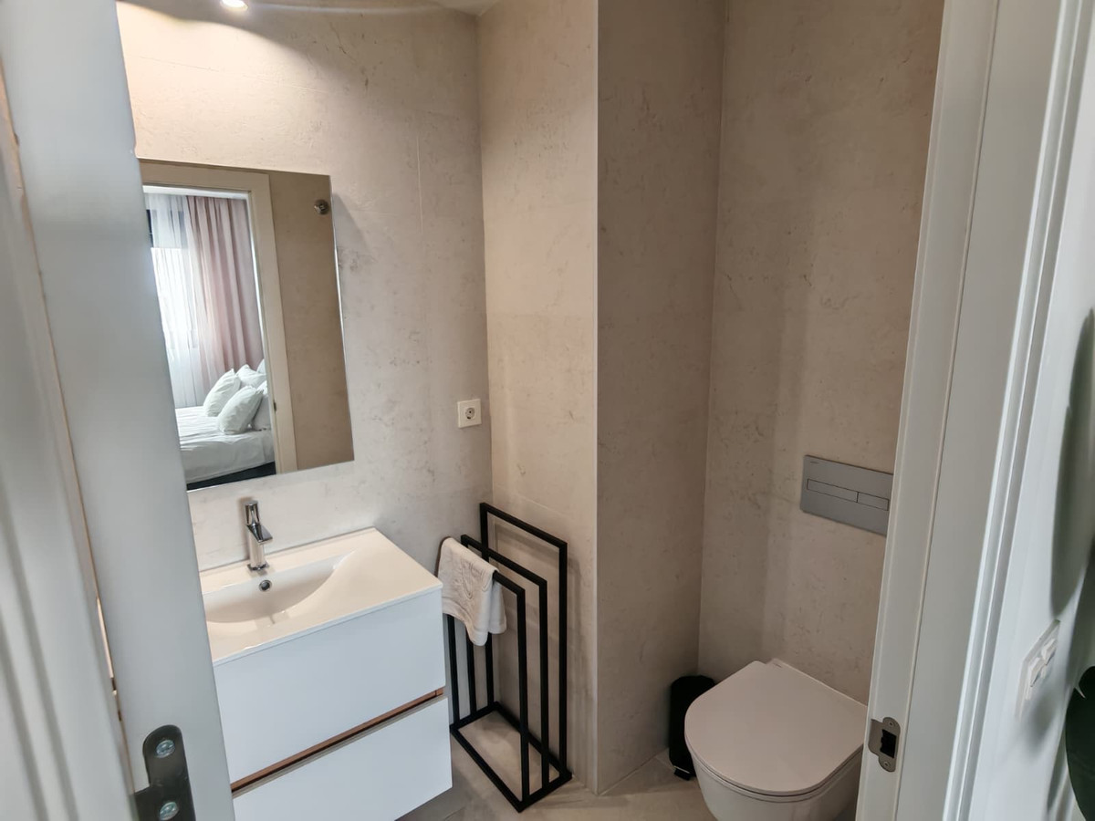 Se vende Apartamento Planta Media de 3 dormitorios en Costa Blanca, Alicante, España