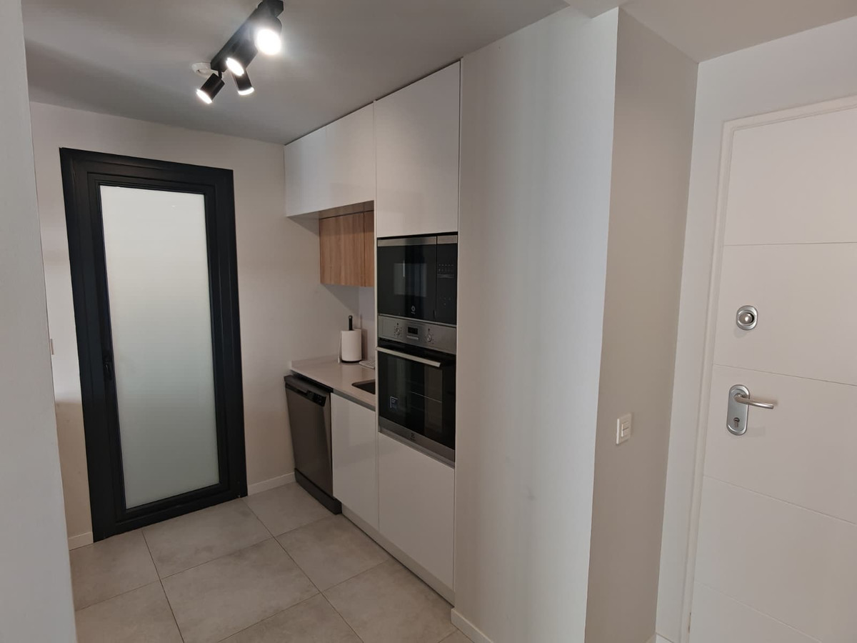 Se vende Apartamento Planta Media de 3 dormitorios en Costa Blanca, Alicante, España