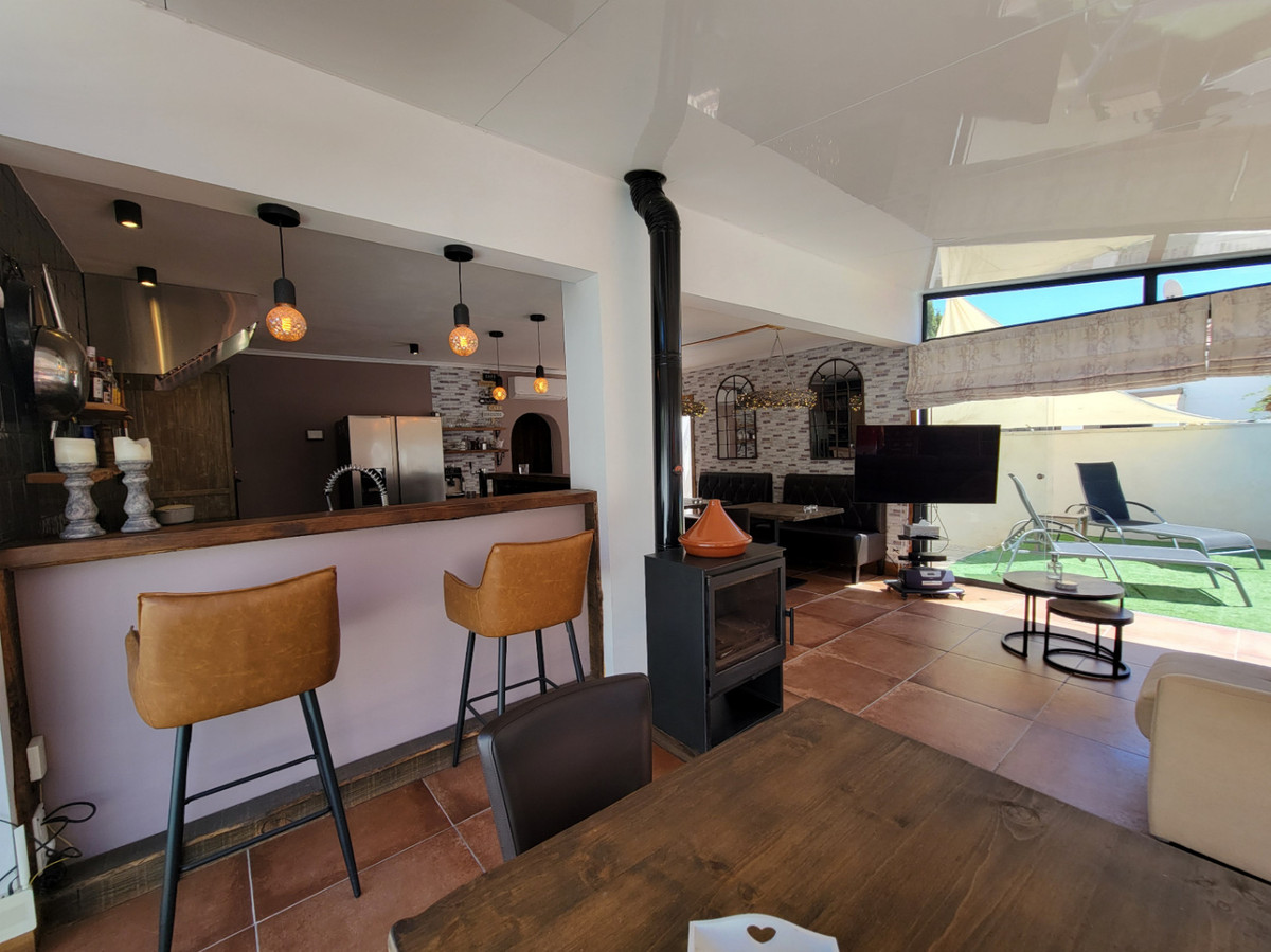 Se vende Villa - Chalet de 2 dormitorios en Costa Blanca, Alicante, España