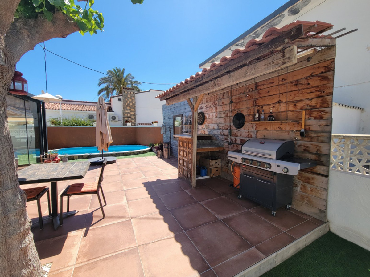 Se vende Villa - Chalet de 2 dormitorios en Costa Blanca, Alicante, España