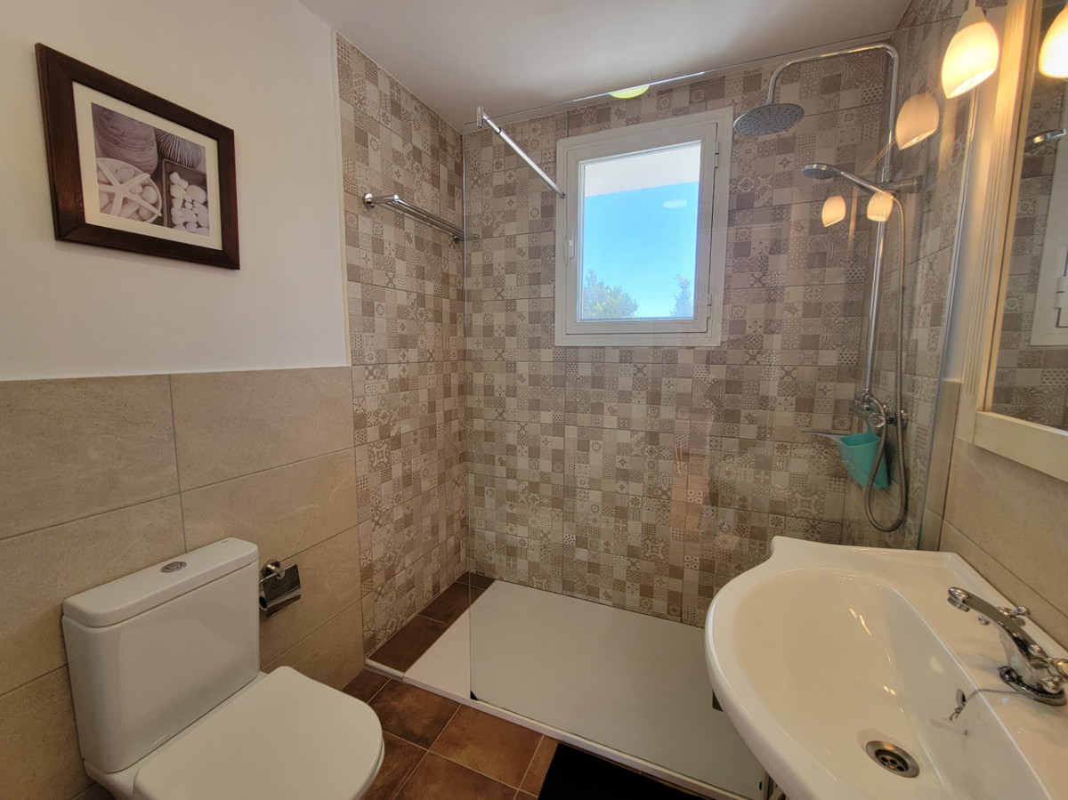 Se vende Villa - Chalet de 2 dormitorios en Costa Blanca, Alicante, España