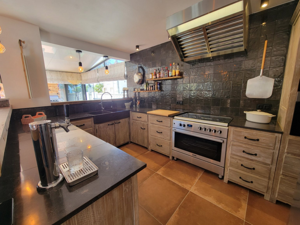 Se vende Villa - Chalet de 2 dormitorios en Costa Blanca, Alicante, España