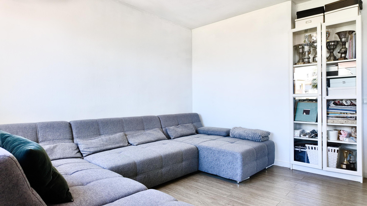 2 Bed Apartment for sale in Estepona Costa Del Sol, Málaga, Spain