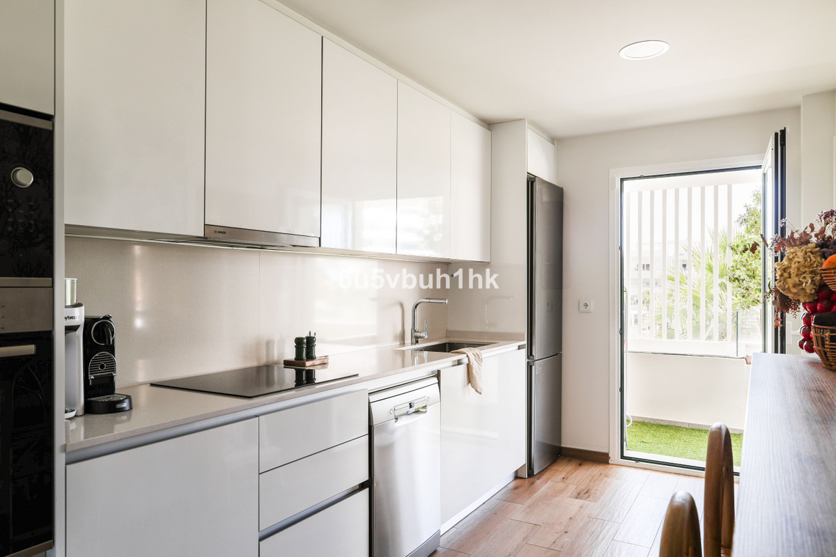 Se vende Apartamento Planta Baja de 3 dormitorios en Costa Del Sol, Málaga, España