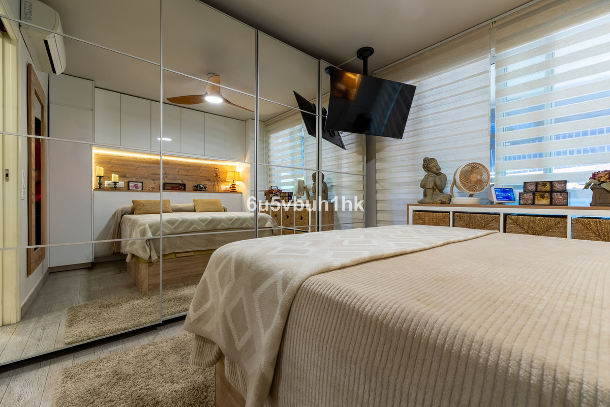 3 Bed Apartment for sale in Fuengirola Costa Del Sol, Málaga, Spain