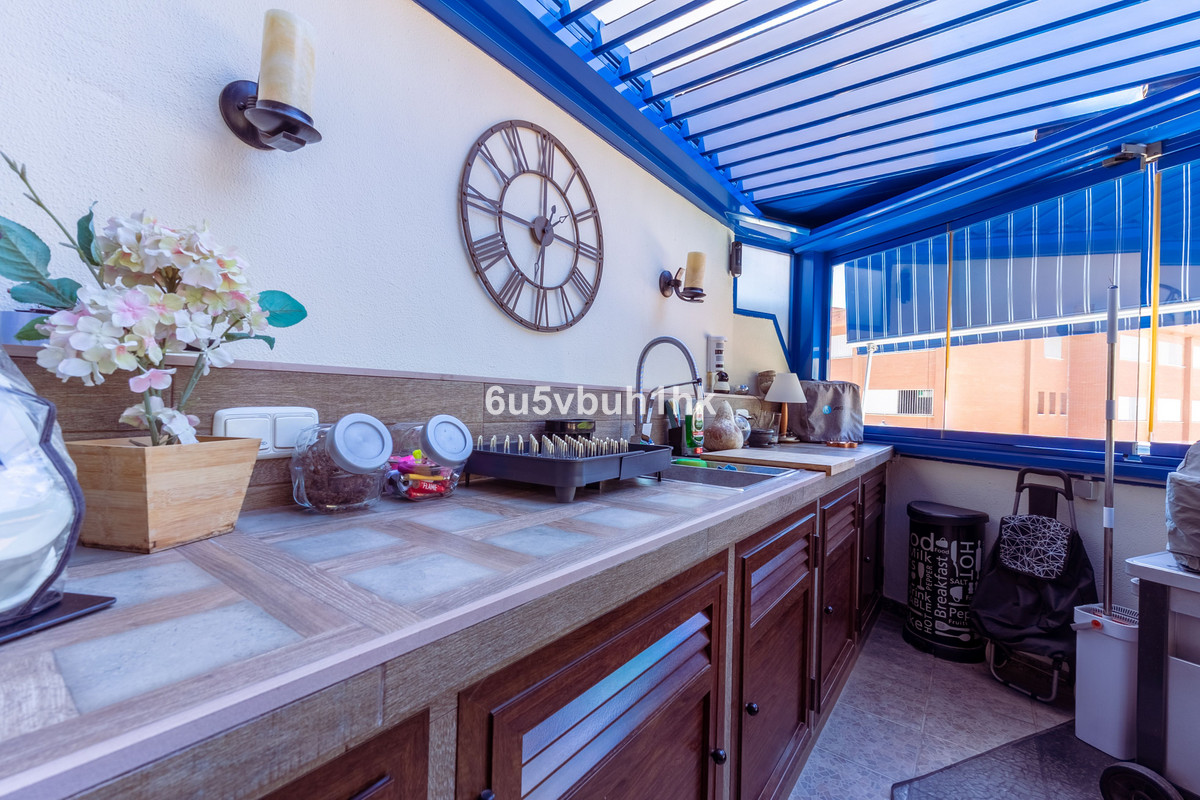 3 Bed Apartment for sale in Fuengirola Costa Del Sol, Málaga, Spain