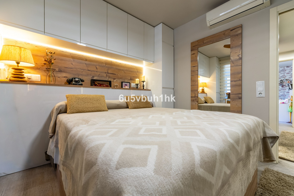 3 Bed Apartment for sale in Fuengirola Costa Del Sol, Málaga, Spain