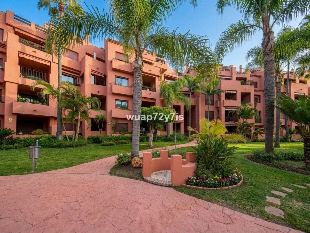 Se vende Apartamento Planta Baja de 2 dormitorios en Costa Del Sol, Málaga, España