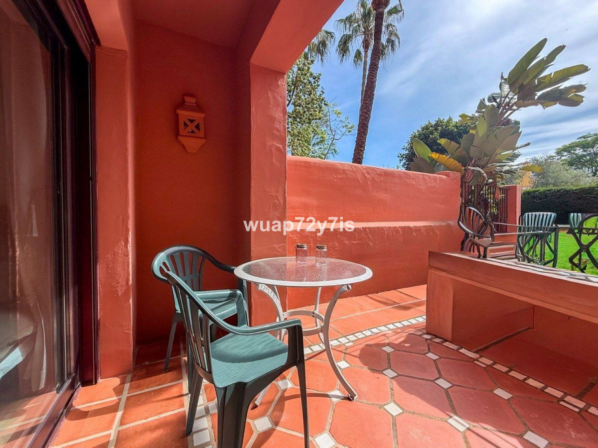 Se vende Apartamento Planta Baja de 2 dormitorios en Costa Del Sol, Málaga, España