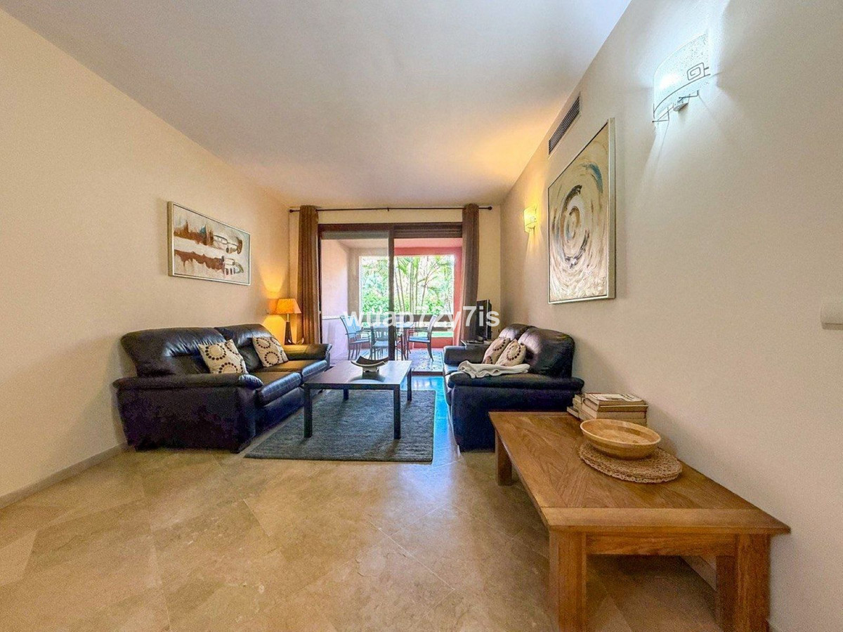 Se vende Apartamento Planta Baja de 2 dormitorios en Costa Del Sol, Málaga, España