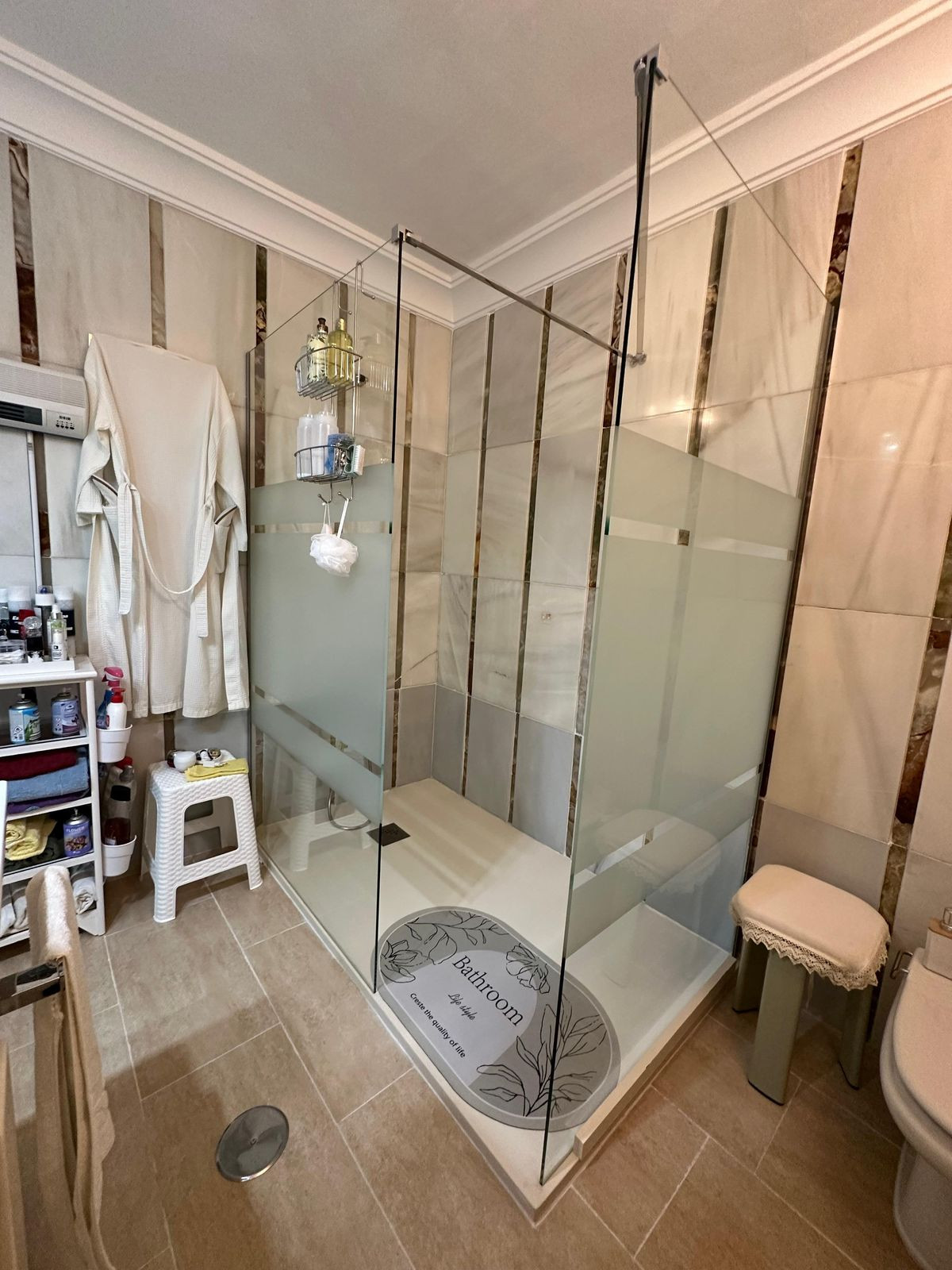 Se vende Apartamento Planta Media de 3 dormitorios en Costa Del Sol, Málaga, España