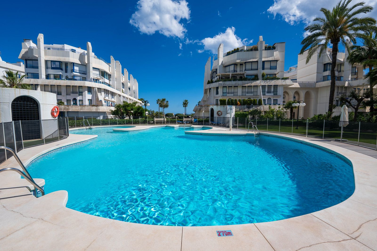 2 Bed Apartment for sale in Marbella Costa Del Sol, Málaga, Spain