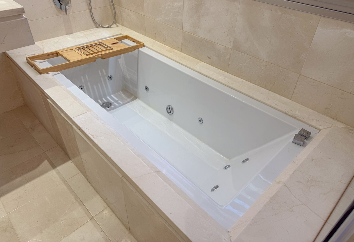 4 Bed Townhouse for sale in Riviera Del Sol Costa Del Sol, Málaga, Spain