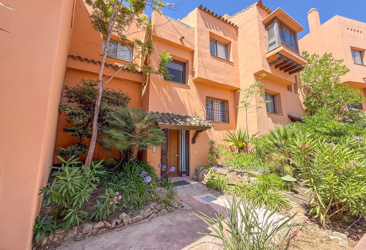 4 Bed Townhouse for sale in Riviera Del Sol Costa Del Sol, Málaga, Spain