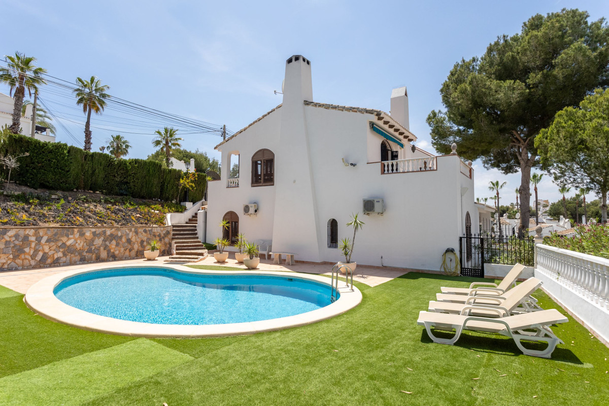 4 Bed Townhouse for sale in Villamartin Costa Blanca, Alicante, Spain
