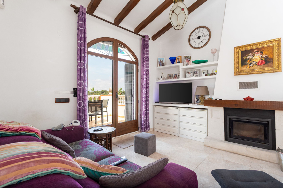 Se vende Villa - Chalet de 4 dormitorios en Costa Blanca, Alicante, España