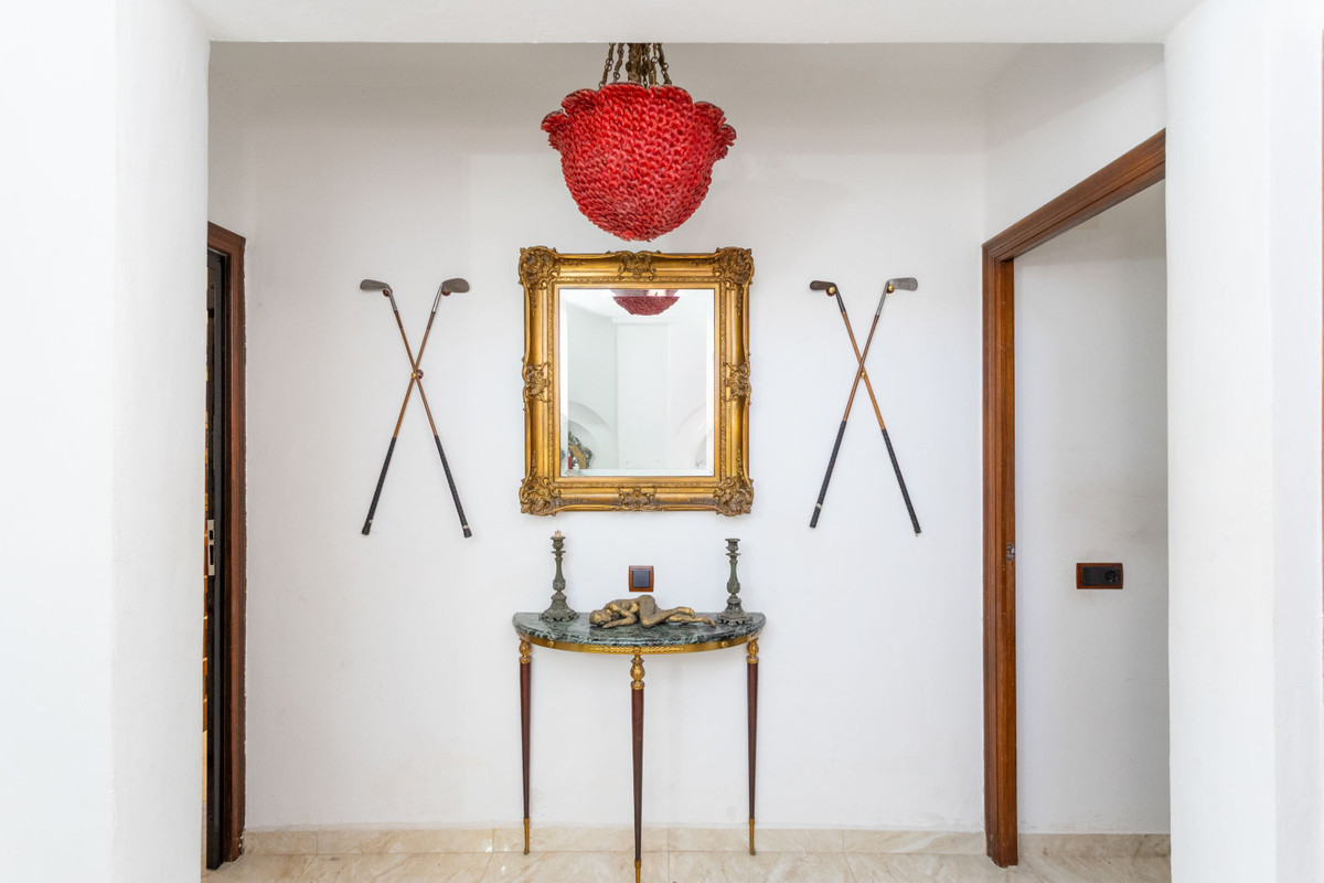 Se vende Villa - Chalet de 4 dormitorios en Costa Blanca, Alicante, España