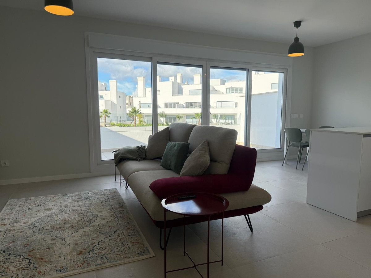 Se vende Apartamento Planta Media de 2 dormitorios en Costa Del Sol, Málaga, España
