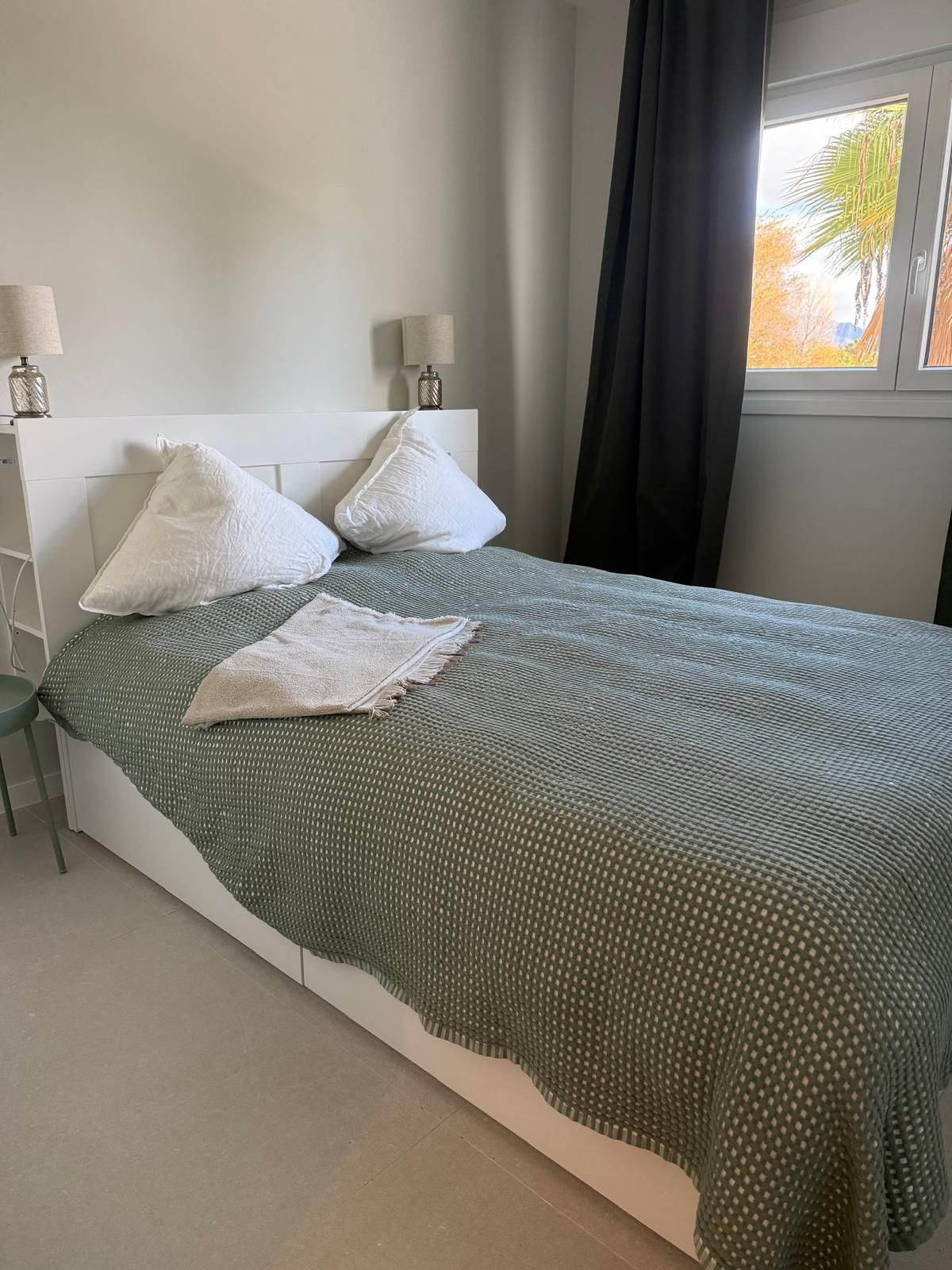 Se vende Apartamento Planta Media de 2 dormitorios en Costa Del Sol, Málaga, España