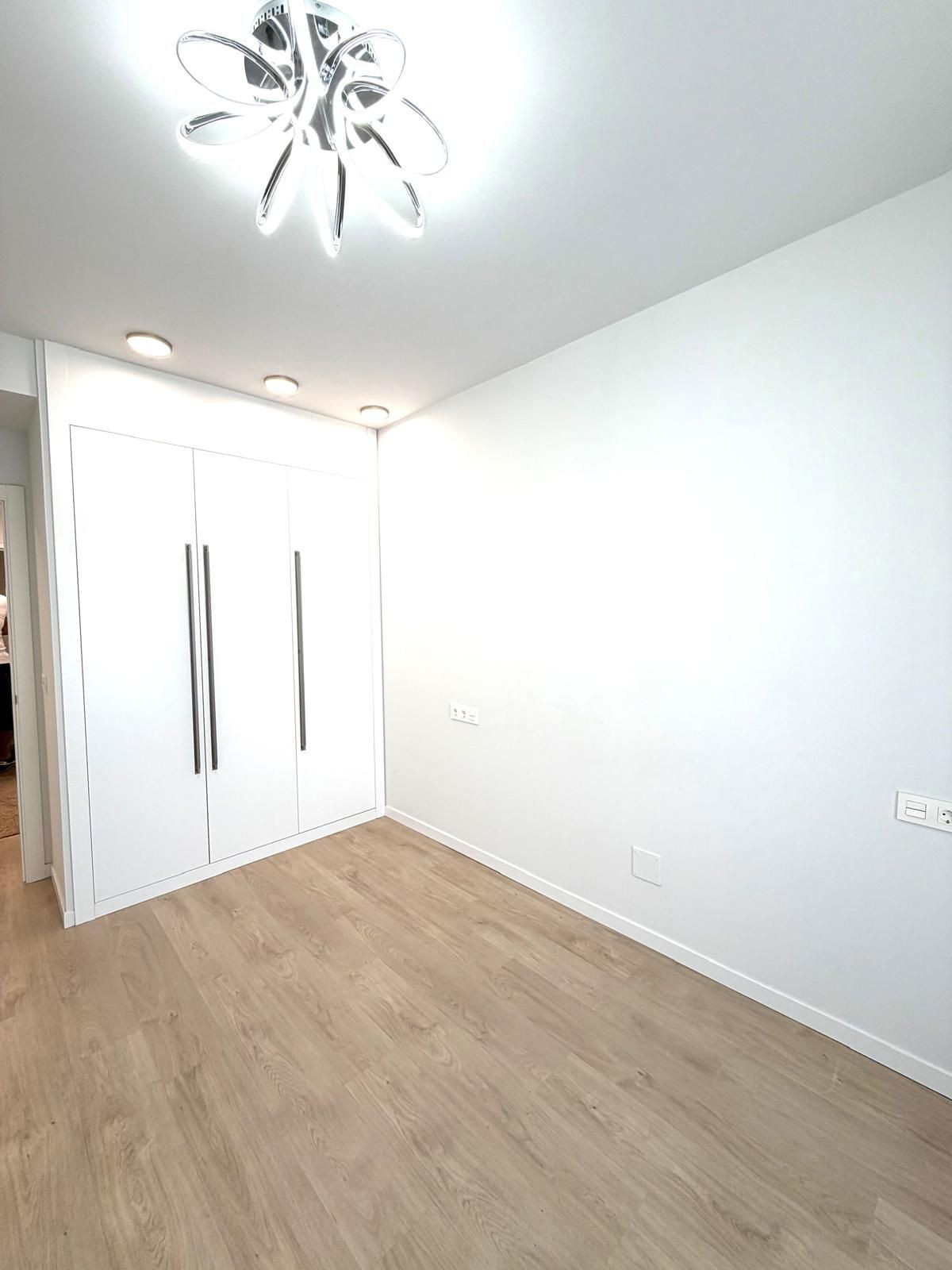 Se vende Apartamento Planta Media de 3 dormitorios en Costa Del Sol, Málaga, España