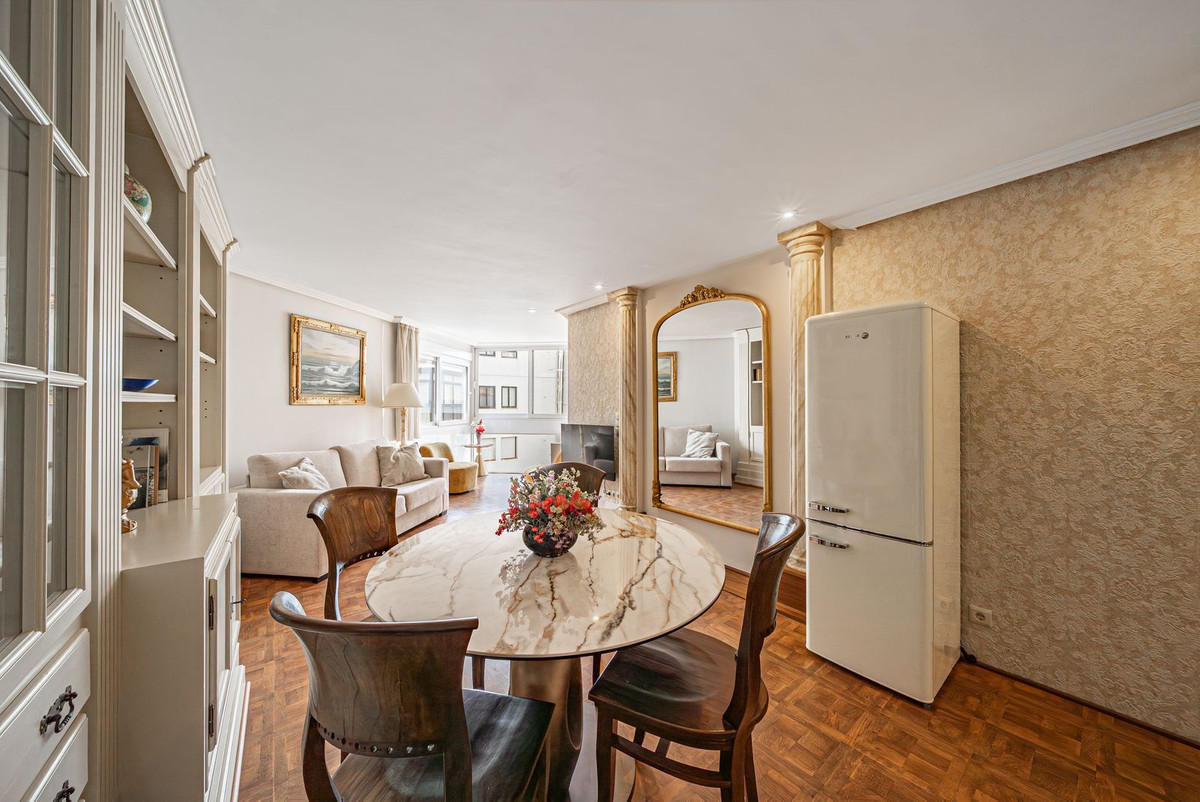 1 Bed Apartment for sale in Marbella Costa Del Sol, Málaga, Spain