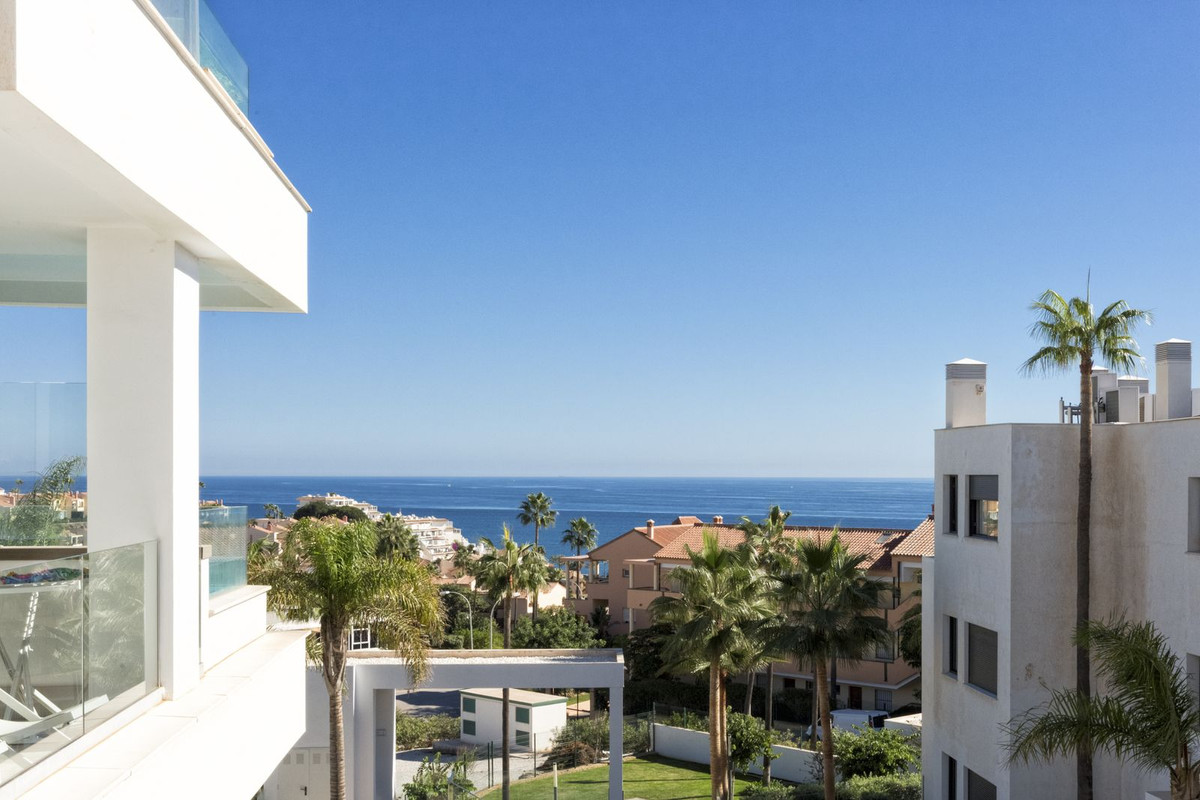 2 Bed Apartment for sale in Mijas Costa Costa Del Sol, Málaga, Spain