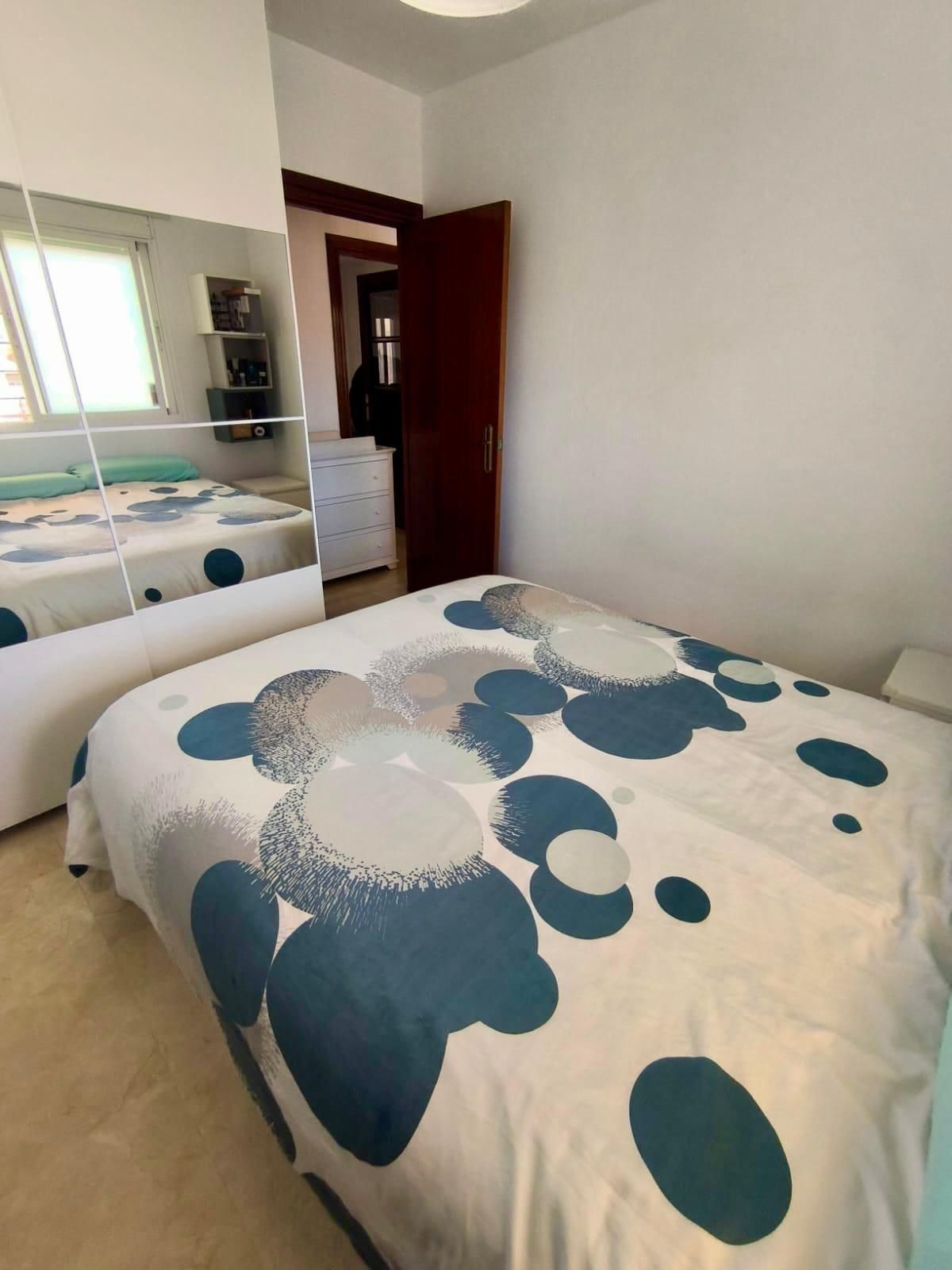 Se vende Apartamento Planta Media de 2 dormitorios en Costa Del Sol, Málaga, España