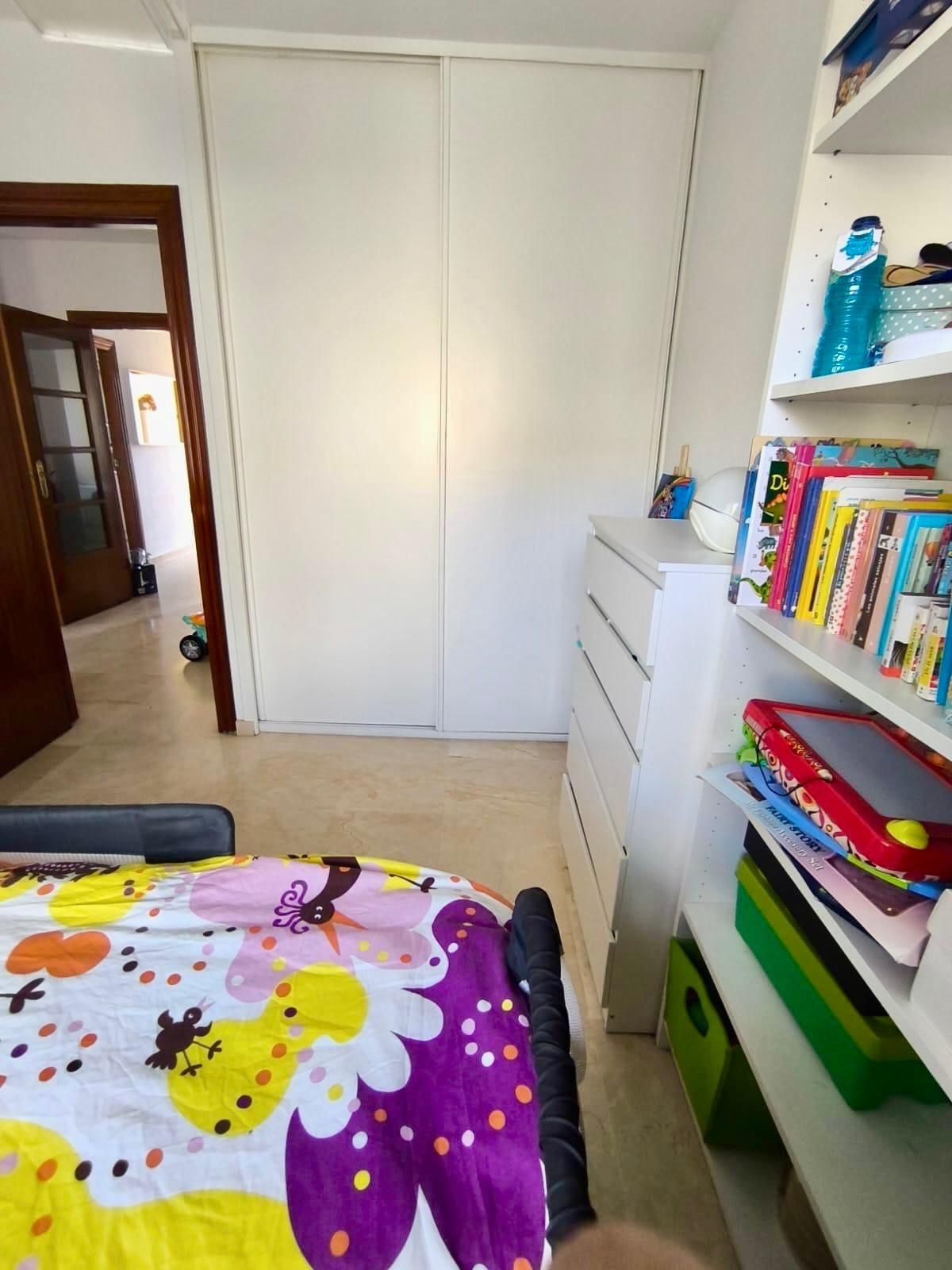 Se vende Apartamento Planta Media de 2 dormitorios en Costa Del Sol, Málaga, España