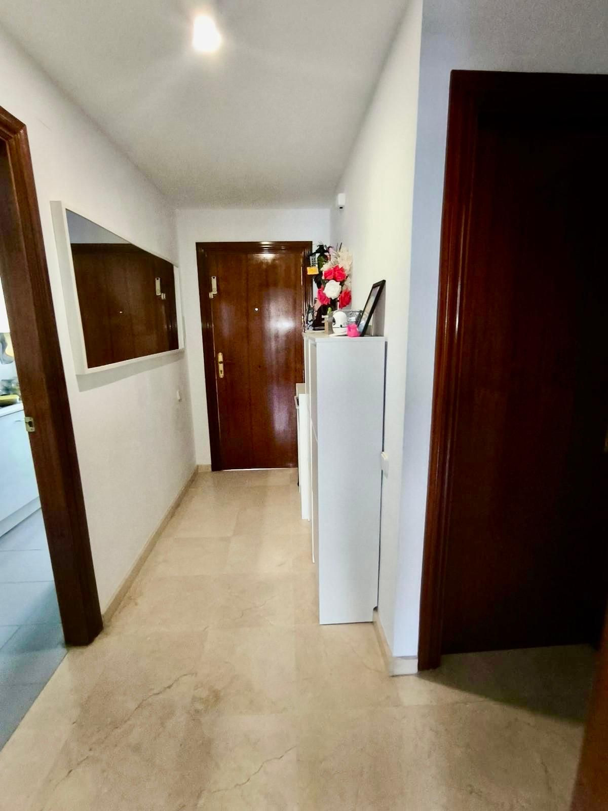 Se vende Apartamento Planta Media de 2 dormitorios en Costa Del Sol, Málaga, España
