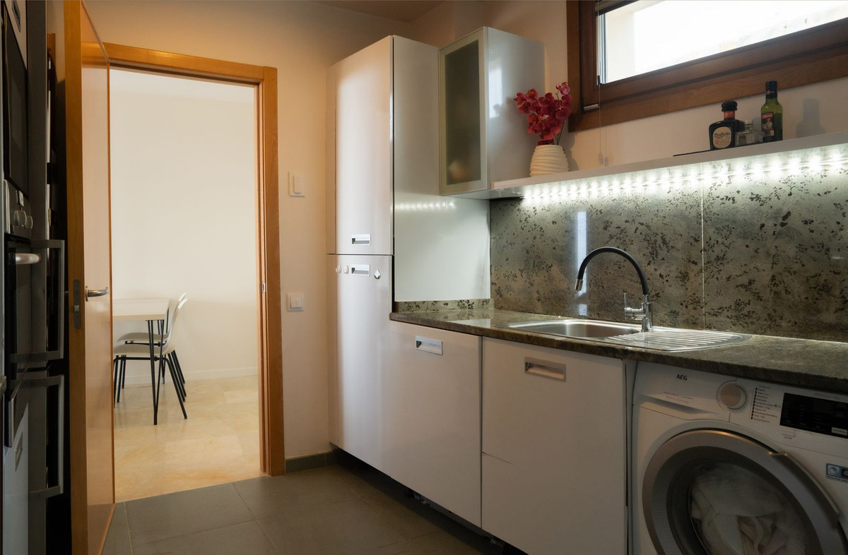 3 Bed Apartment for sale in Altos De Los Monteros Costa Del Sol, Málaga, Spain